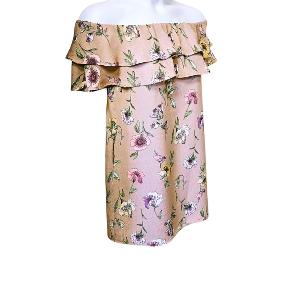 Altar'd State Textured Knit Top in Cream and Tan - Picture 3 of 16